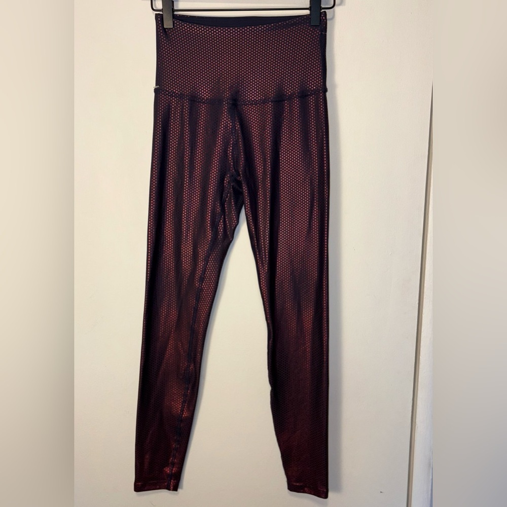 Beyond Yoga Spot On‎ High Rise Leggings Burgundy Metallic Size S